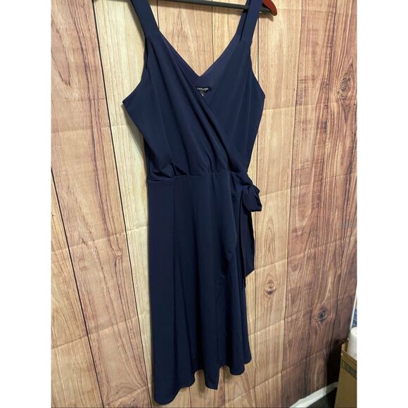 41 Hawthorn Large NWT navy blue wrap dress tie waist midi sexy - Picture 2 of 8